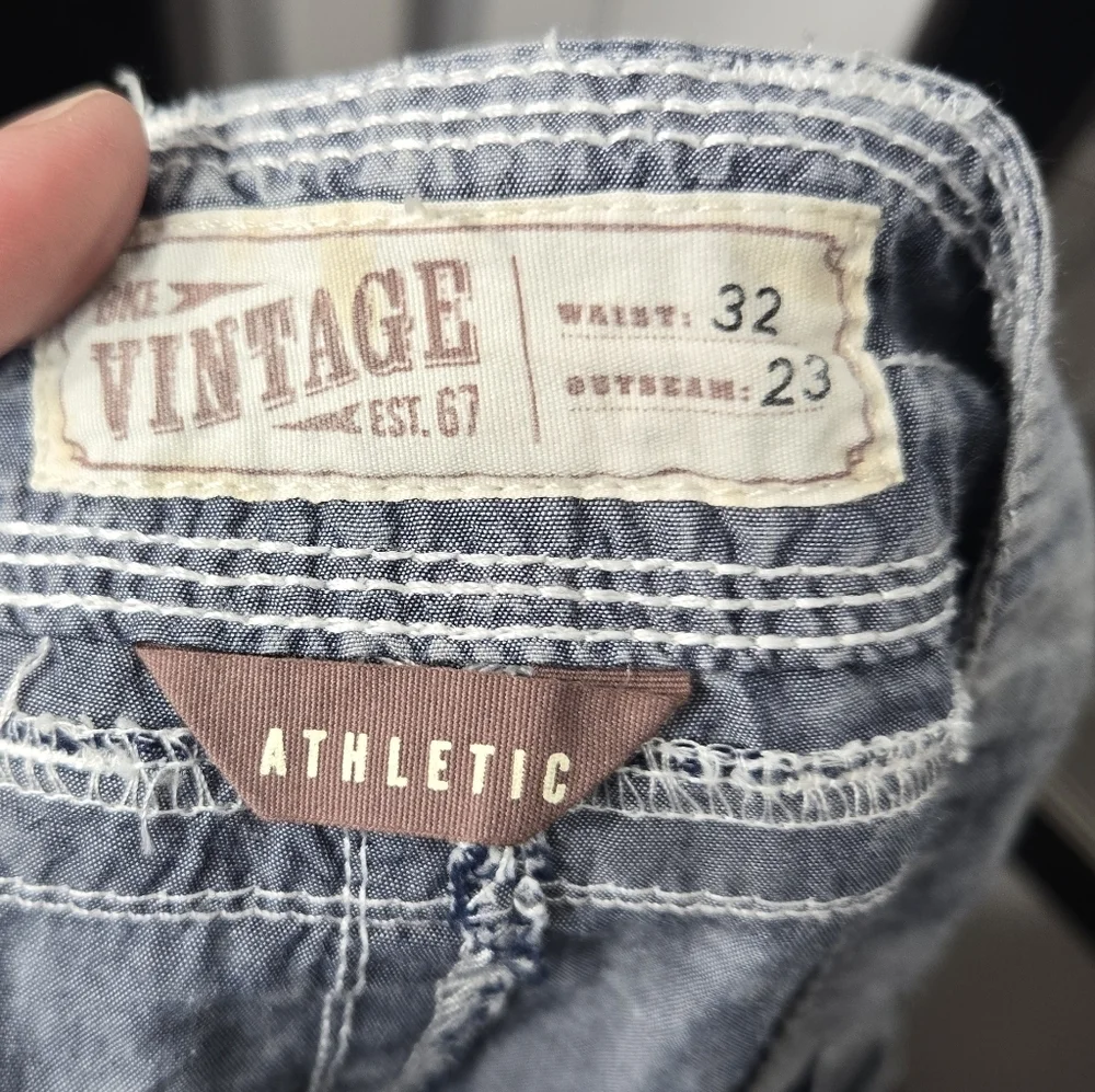 BKE Vintage Cargo Shorts Sz 32 Athletic Fit